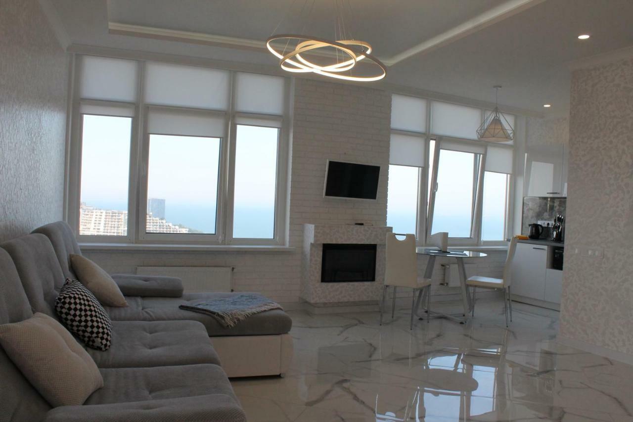 M&P Vip Appartments In Arkadia Odessa Ngoại thất bức ảnh