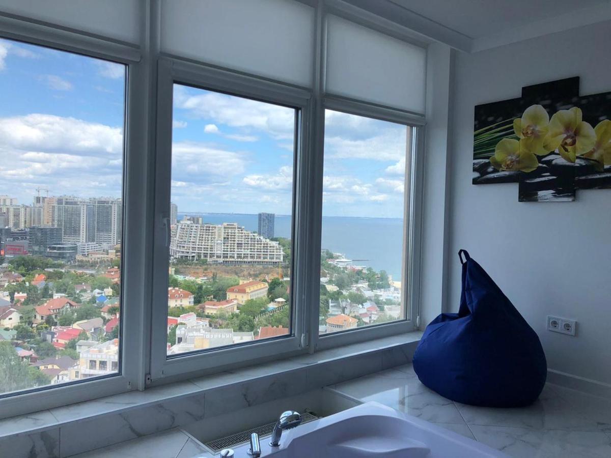 M&P Vip Appartments In Arkadia Odessa Ngoại thất bức ảnh