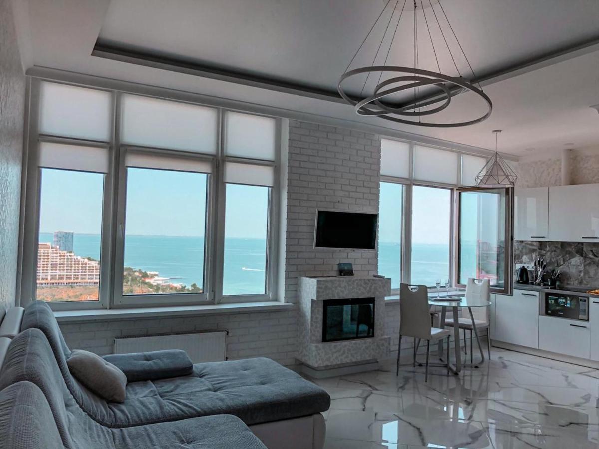 M&P Vip Appartments In Arkadia Odessa Phòng bức ảnh